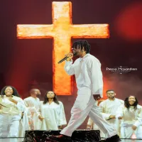 Ks-bloom-On-n-a-que-JESUS.webp